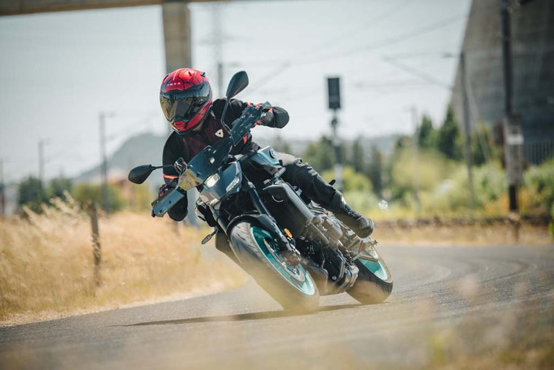 Warum grüßen sich Motorradfahrer?