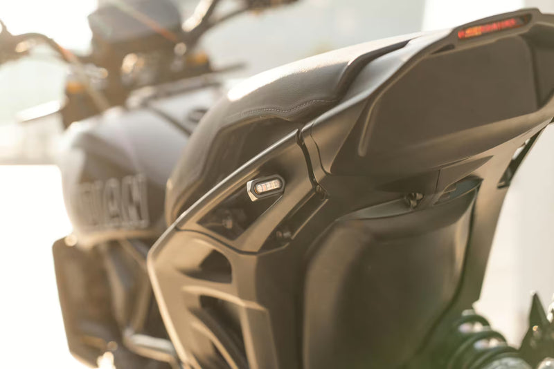 Motoism Mini 3-in-1 Rem- en Richtingaanwijzers LED Achterlicht