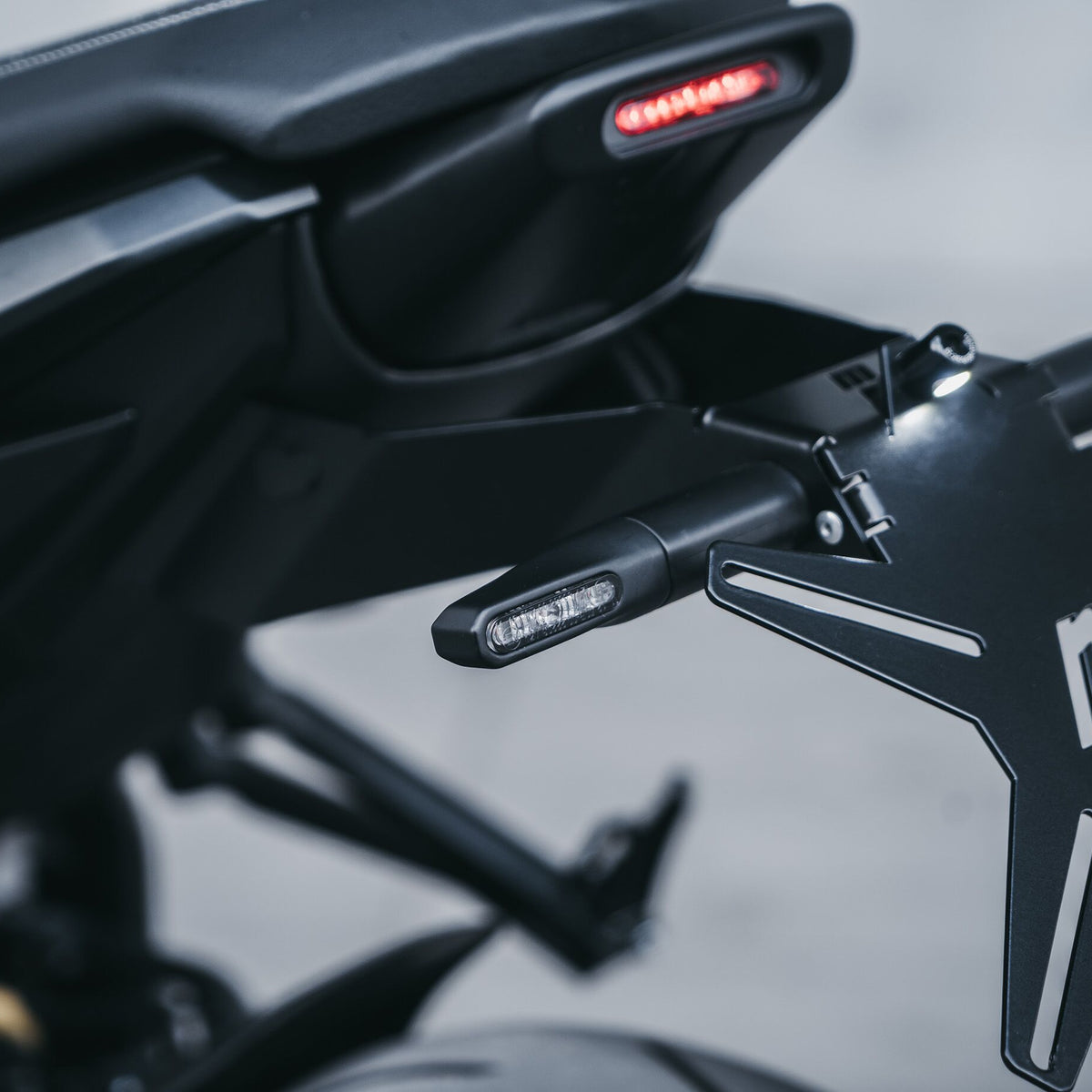 Motoism Neo LED Knipperlichten 3-in-1 (rem- en achterlicht) – Honda – foto 5