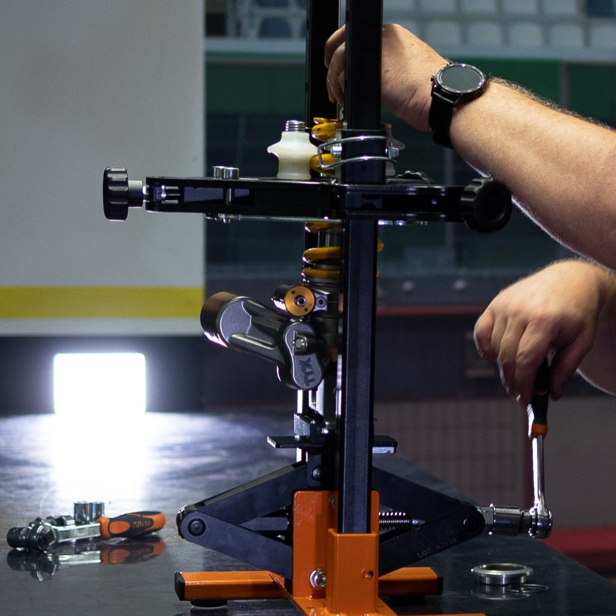 Beta Tools 3072N Achterschokdemper Demontage Unit Motorfiets Verstelbaar 1 Ton