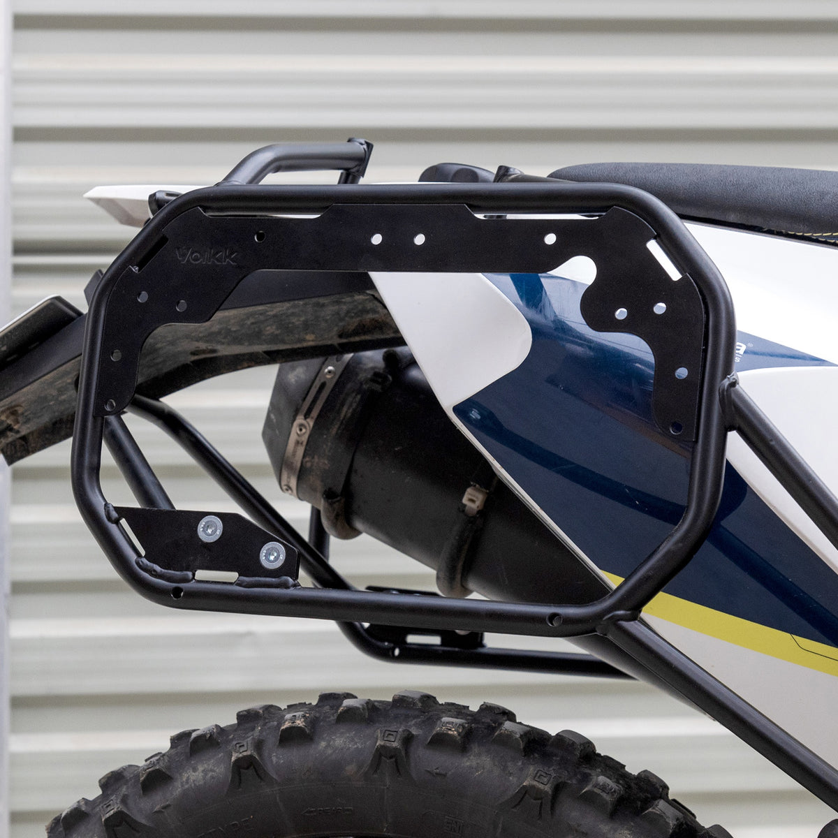 Yakk EXP Zijkofferdrager Husqvarna 701 Enduro/Supermoto 2016-2025 Zwart