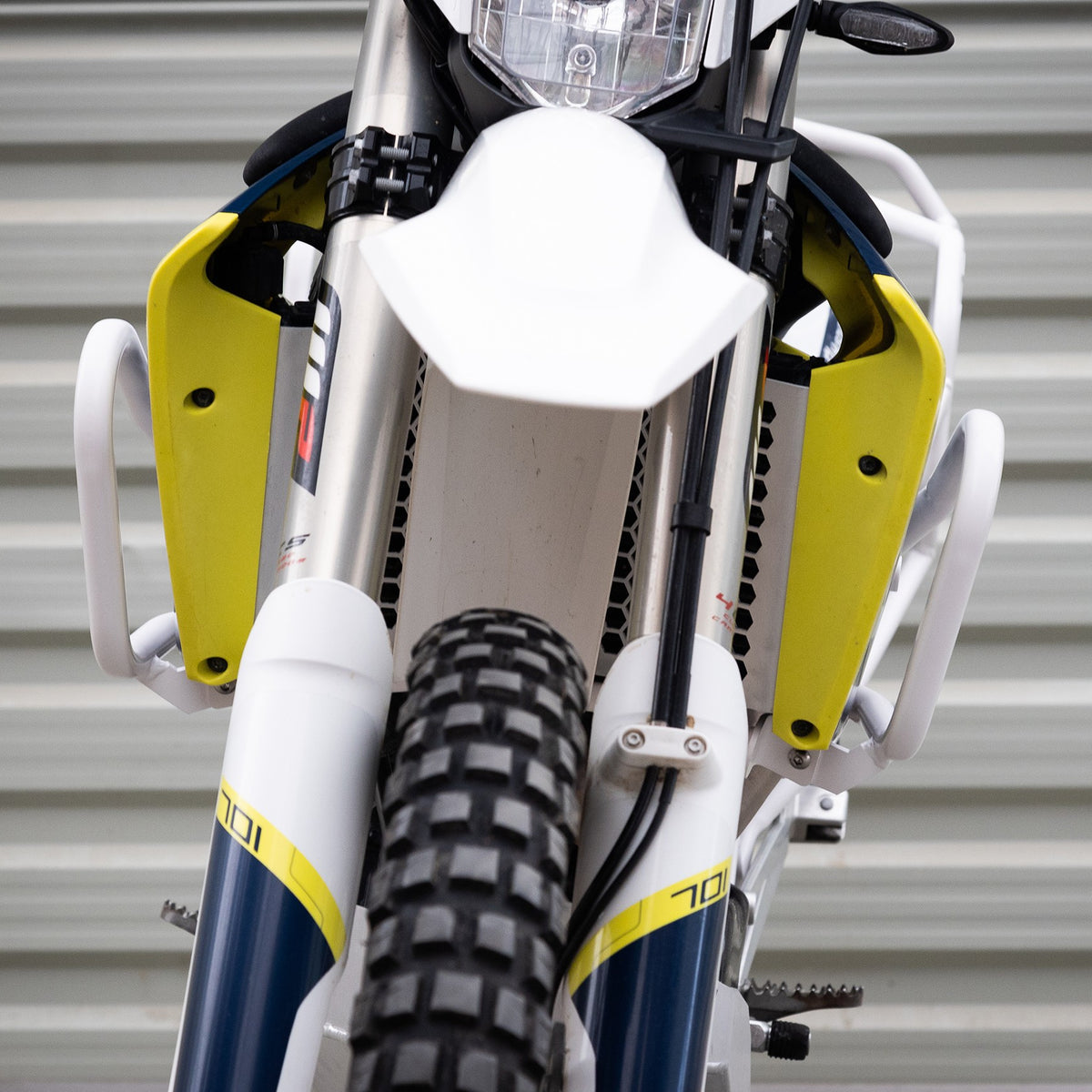 Yakk EXP Valbeugel Husqvarna 701 / KTM 690 / GasGas 700 Wit