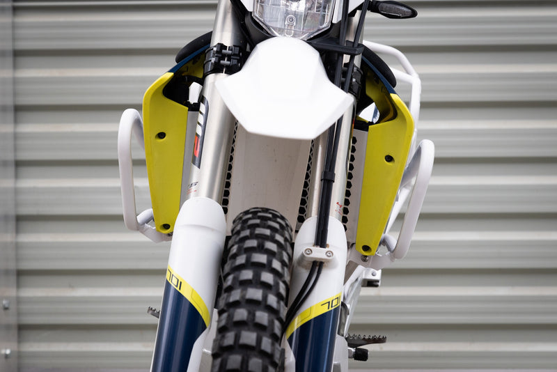 Yakk EXP Valbeugel Husqvarna 701 / KTM 690 / GasGas 700 Wit