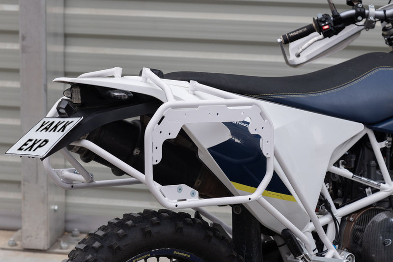 Yakk EXP Zijkofferdrager Husqvarna 701 Enduro/Supermoto 2016-2025 Wit