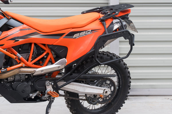 Yakk EXP Seitenkofferträger KTM 690 Enduro 2019-2025 Schwarz