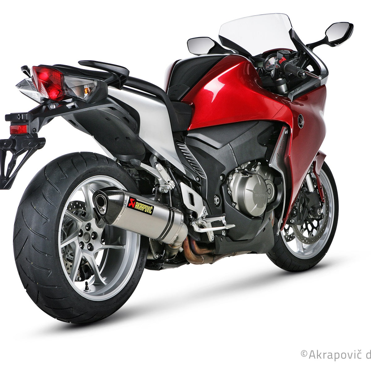 Akrapovic Slip-On Line Titanium Einddemper Honda VFR 1200F (2010-2015)