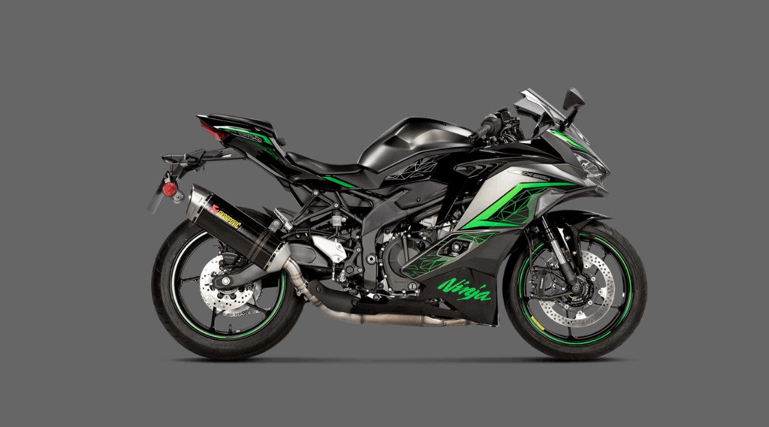 Akrapovic Slip-On Line Carbon Einddemper Kawasaki Ninja ZX-25R/RR (2023)