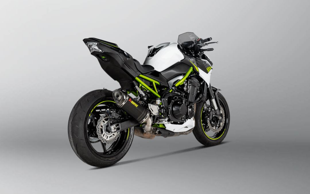Akrapovic Slip-On Line Carbon Einddemper Kawasaki Z900 /A2 (2017-2020)