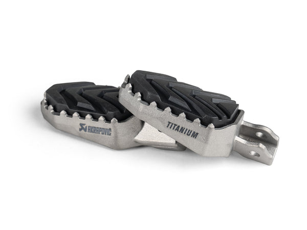 Akrapovic Fußrastenanlage Titan Kawasaki KLE 500 2026-2026