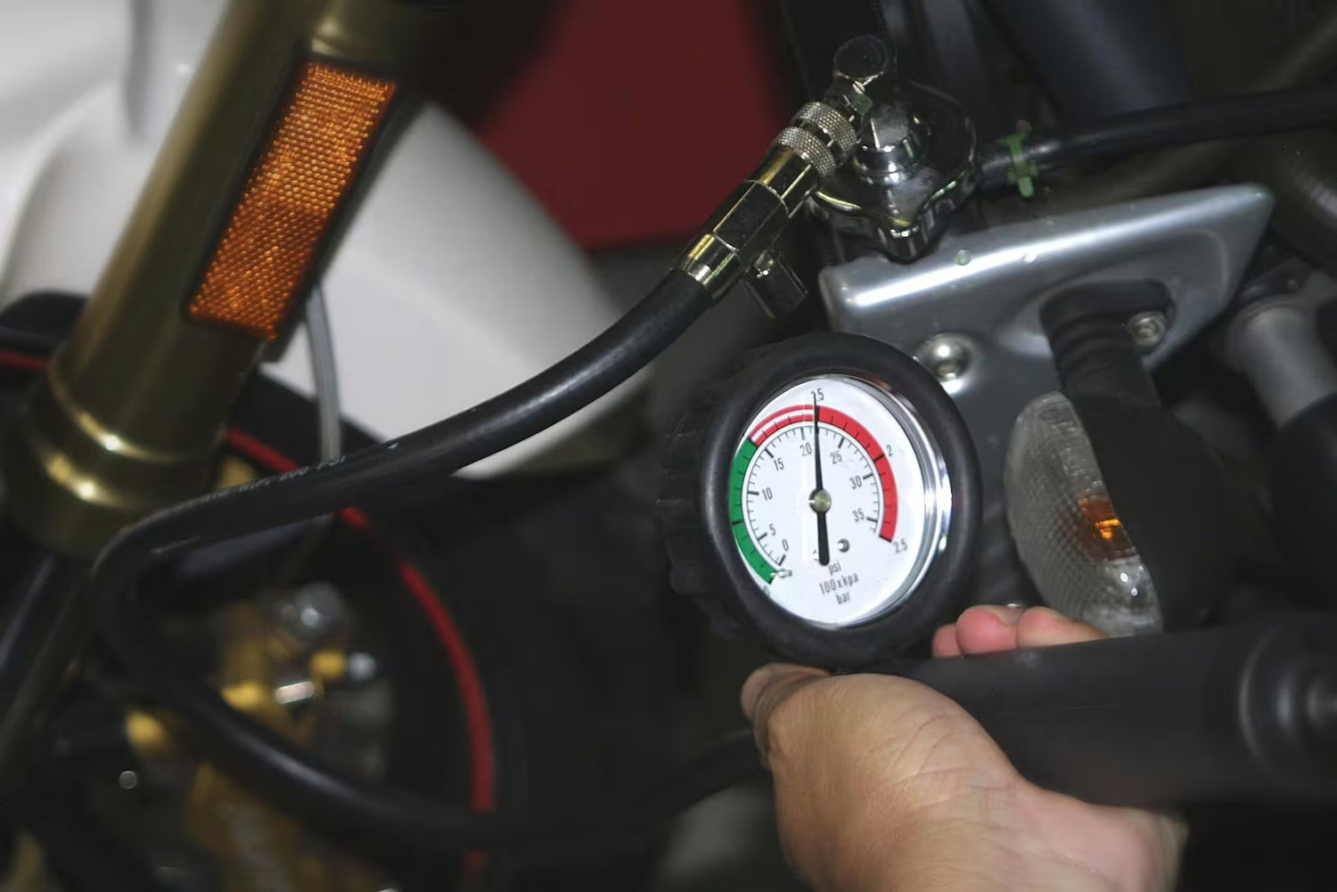 BIKESERVICE koelsysteem tester 6-delig – Vehicle Repair & Specialty Tools kopen bij WheelsWork | Motoronderdelen, Gereedschap & Accessoires