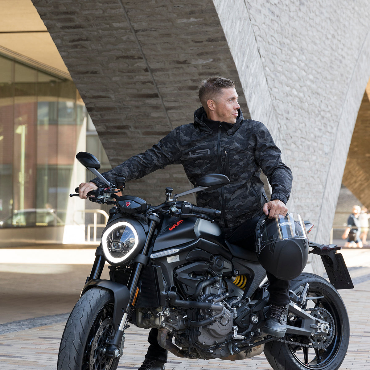 Lindstrands Frisen Black/reflecting pattern Motorjas