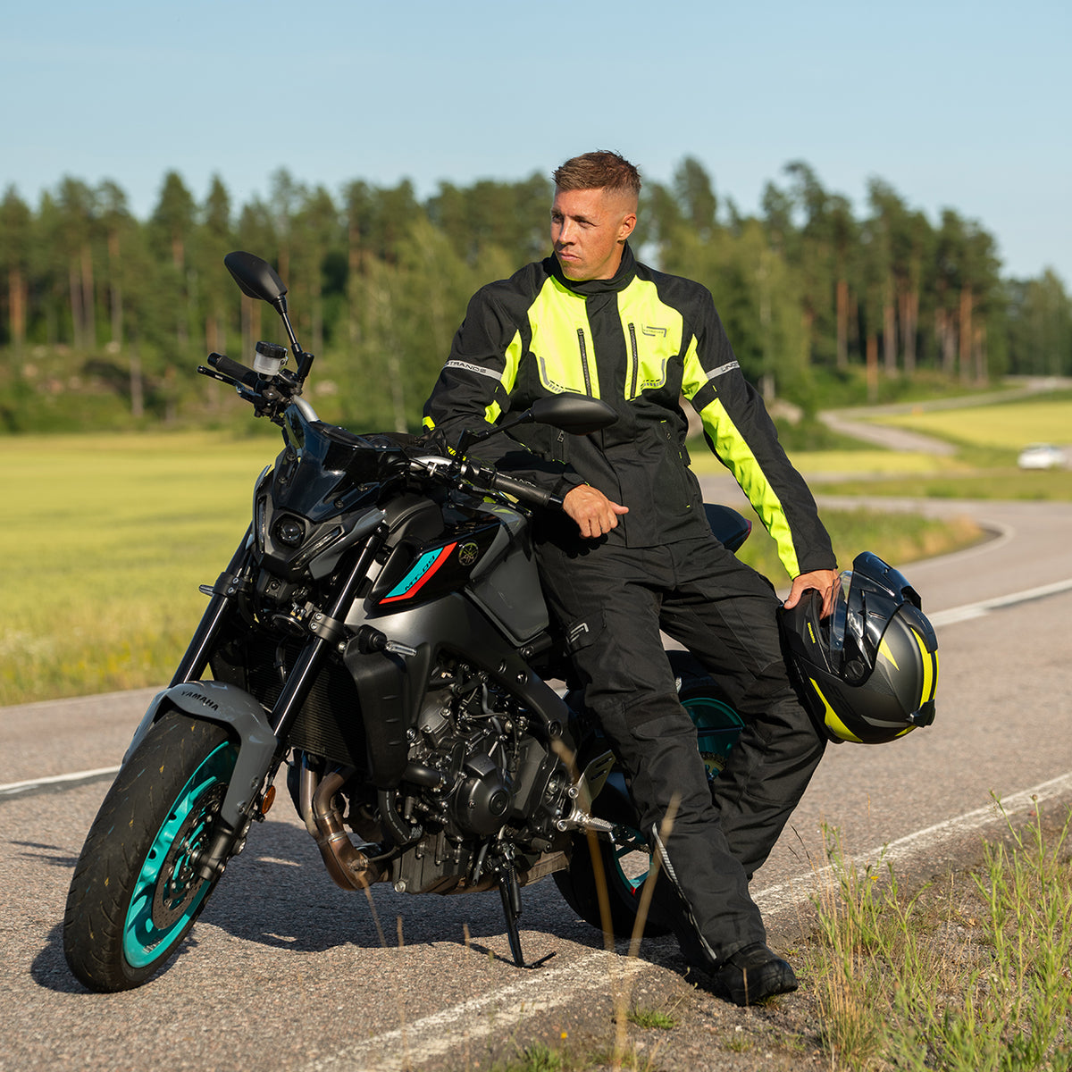 Lindstrands Lomsen Motorjas Zwart/Fluogeel