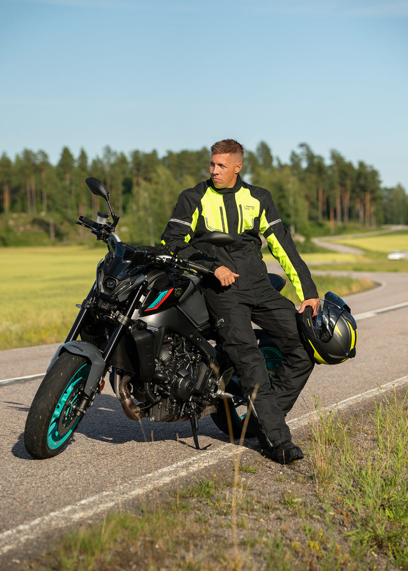 Lindstrands Lomsen Motorjas Zwart/Fluogeel