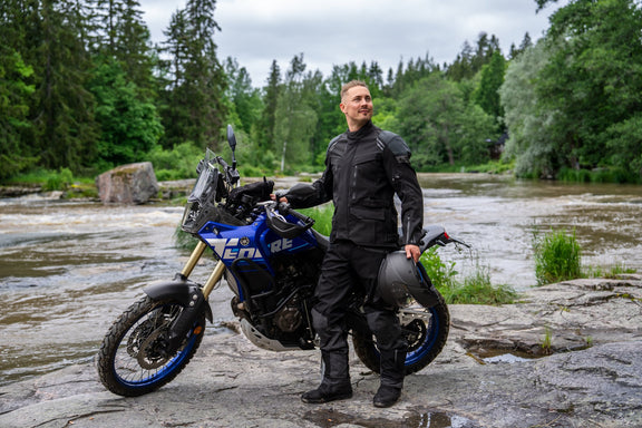 Lindstrands Storbo Motorjas Zwart