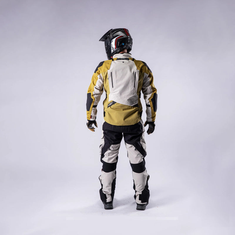 Leatt ADV DriTour 5.5 Motorradhose, wasserdicht, 20.000 mm Wassersäule, AA-Level-2-Protektoren, Sandbraun