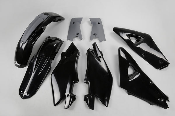 UFO Plasticset Zwart Husqvarna CR125/CR250 2005