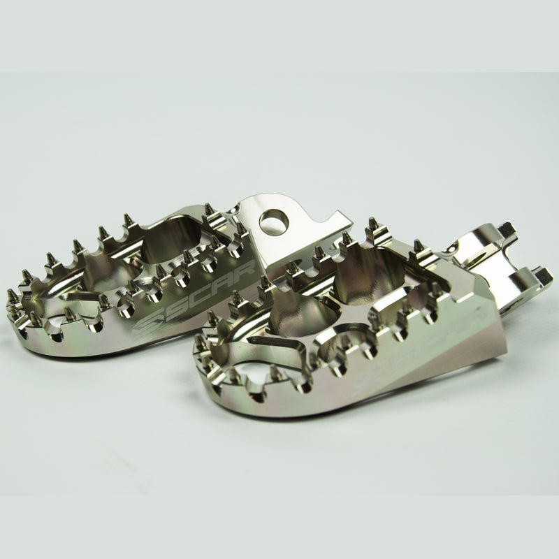 Scar Evolution Voetsteunen Honda/Kawasaki 2002-2025 Titanium